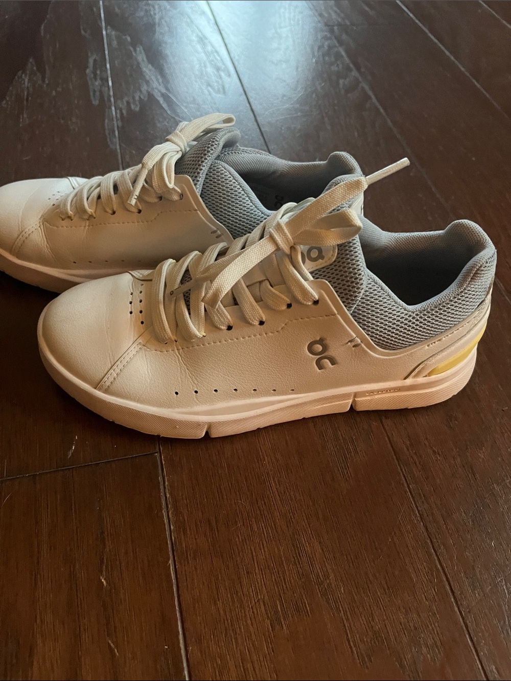 On 5.5 Running Sneakers in Off-White, Gray and Yellow Accent